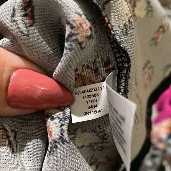 Lane Bryant Peplum Blouse Black Red Floral Short Sleeve Tie Waist Stretch - Picture 7 of 12